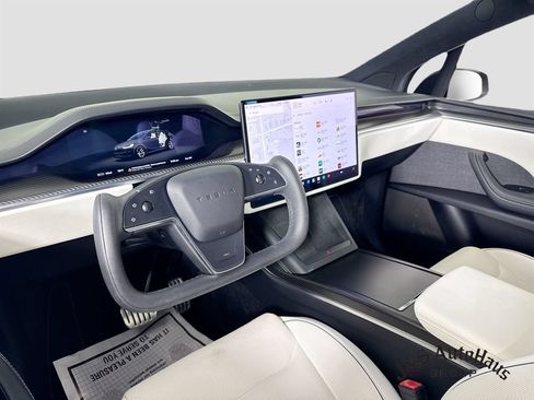 Used 2022 Tesla Model X Plaid AWD/4WD image 30