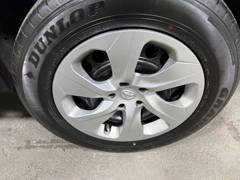 Used 2025 Toyota RAV4 LE image 36