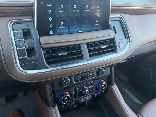 Used 2024 Chevrolet Tahoe High Country w/ Advanced Technology Package AWD/4WD image 3