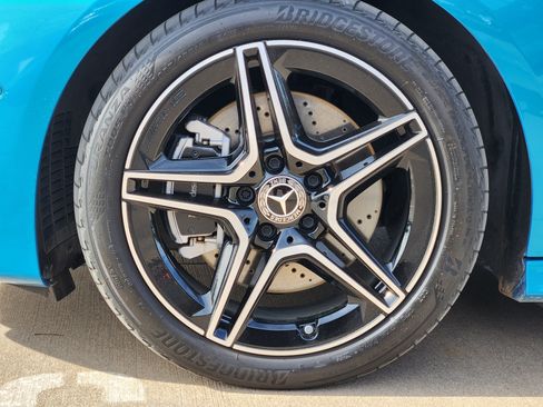 Certified 2025 Mercedes-Benz CLA 250 4MATIC image 12