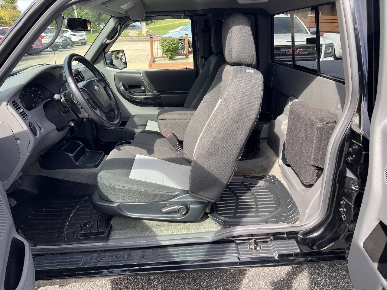 Used 2011 Ford Ranger XLT RWD image 12
