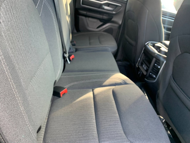 Used 2021 RAM 1500 4x4 Quad Cab image 13