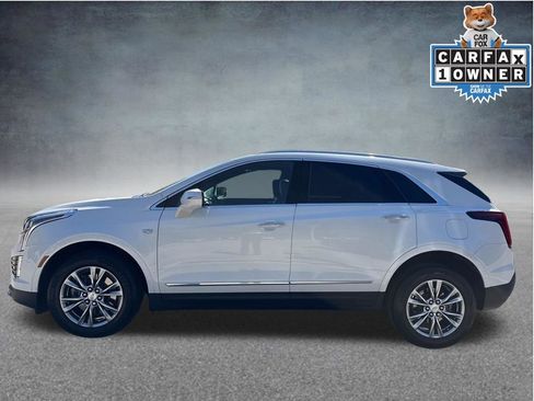 Used 2022 Cadillac XT5 Premium Luxury FWD image 2