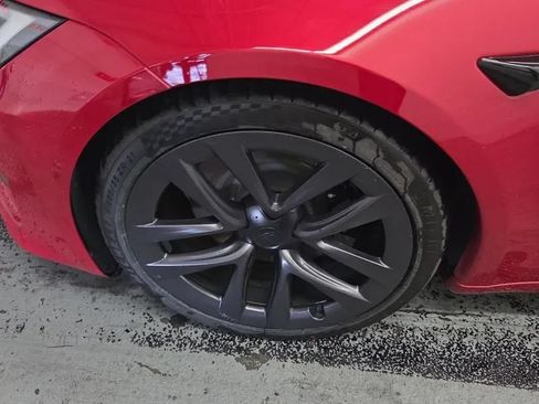 Used 2022 Tesla Model S AWD/4WD image 6