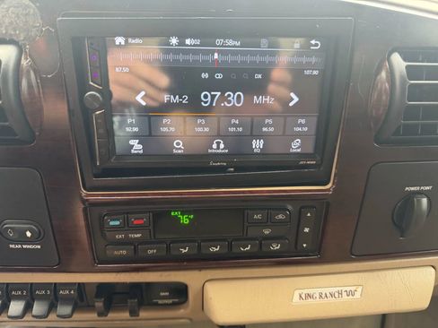 Used 2006 Ford F250 King Ranch image 19