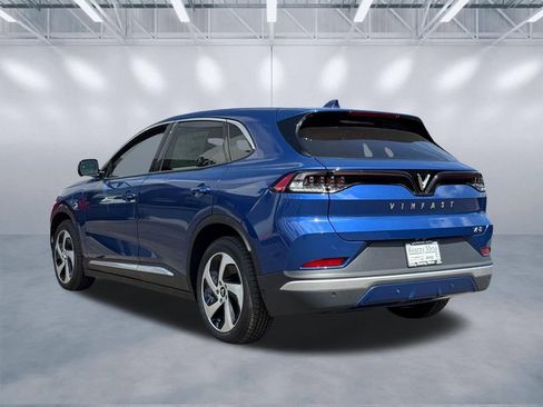 New 2025 VinFast VF 8 Eco AWD/4WD image 4