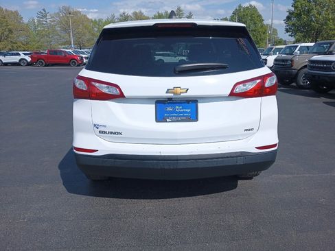 Used 2020 Chevrolet Equinox LS w/ LS Convenience Package image 8