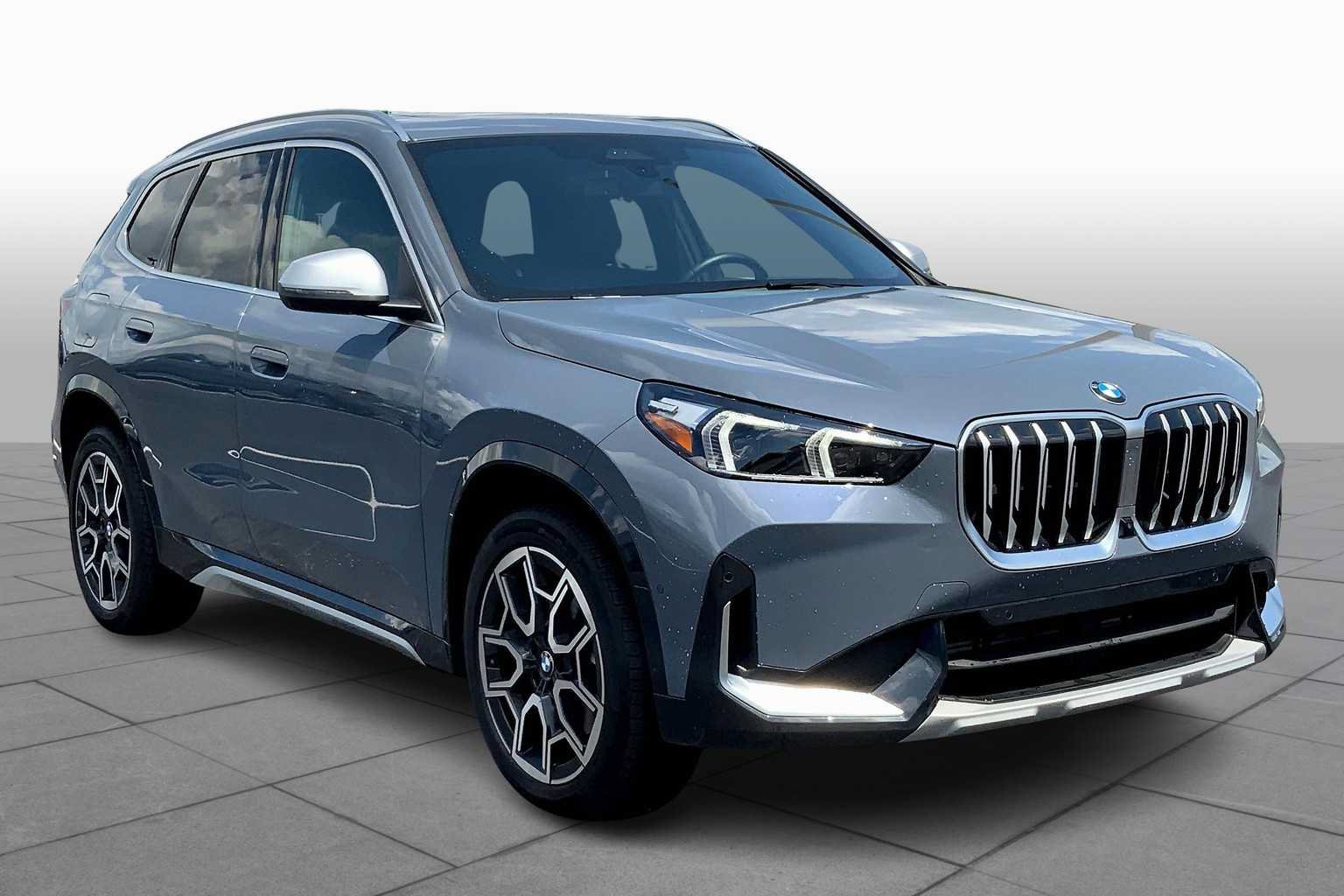 Used 2024 BMW X1 xDrive28i AWD/4WD image 2