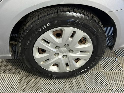 Used 2017 Dodge Grand Caravan SE w/ Power Window Group image 8