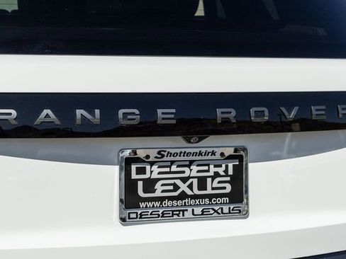 Used 2025 Land Rover Range Rover Autobiography AWD/4WD image 5