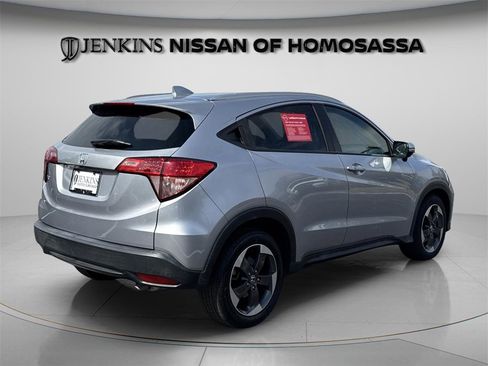 Used 2018 Honda HR-V EX-L image 7