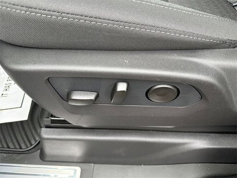 New 2026 Chevrolet Silverado 1500 LT image 18