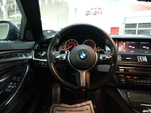 Used 2016 BMW 550i xDrive Sedan image 31