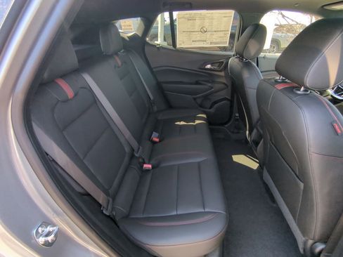 New 2026 Chevrolet Trax RS w/ Sunroof Package image 28