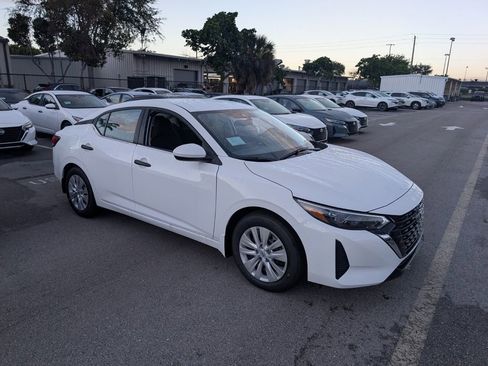 New 2025 Nissan Sentra S image 2