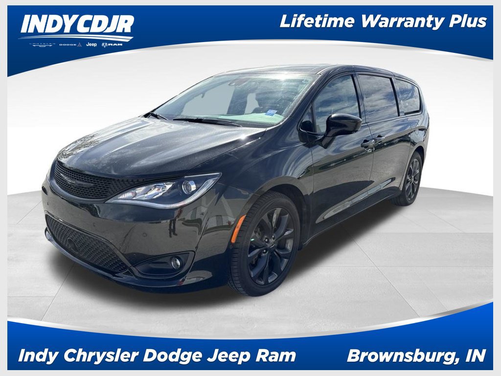 Used 2020 Chrysler Pacifica Touring w/ Advanced Safetytec Group FWD image 1
