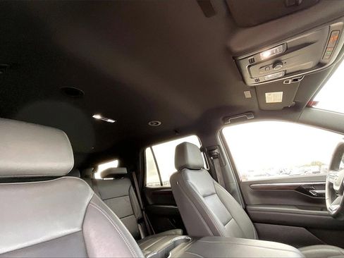 Used 2025 Chevrolet Tahoe LT image 28