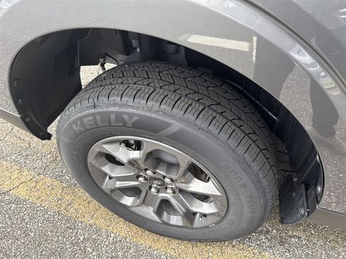 Used 2023 Ford Maverick XLT w/ Equipment Group 300A Standard image 17