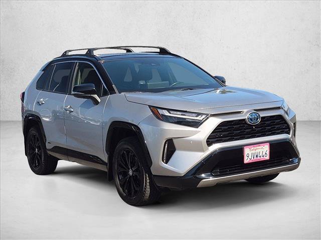 Used 2023 Toyota RAV4 XSE AWD/4WD image 3