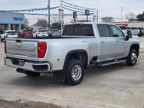 Used 2023 Chevrolet Silverado 3500 High Country image 7