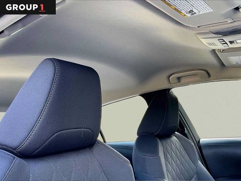 Used 2022 Toyota Corolla LE FWD image 14