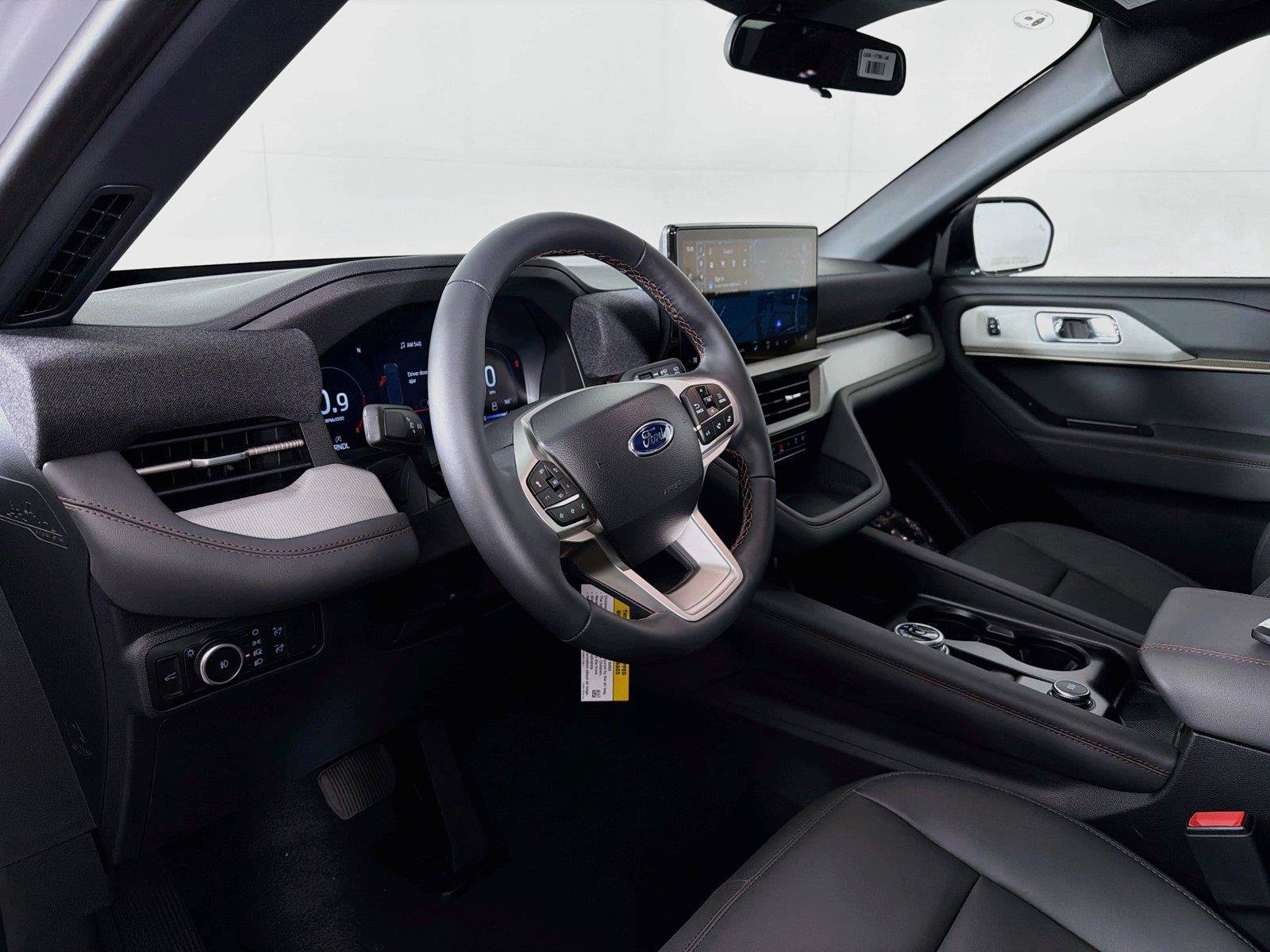 New 2027 Ford Explorer Active w/ Active Comfort Package AWD/4WD image 16
