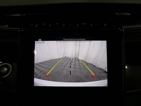Used 2023 Jeep Grand Cherokee L Laredo AWD/4WD image 15