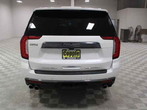 Used 2023 GMC Yukon Denali Ultimate image 11