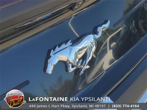 Used 2018 Ford Mustang Premium image 8