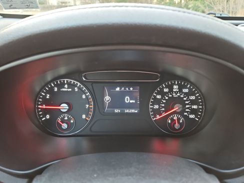 Used 2016 Kia Sorento LX w/ LX Convenience Package image 22