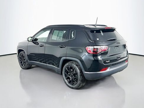 Used 2022 Jeep Compass Altitude image 5