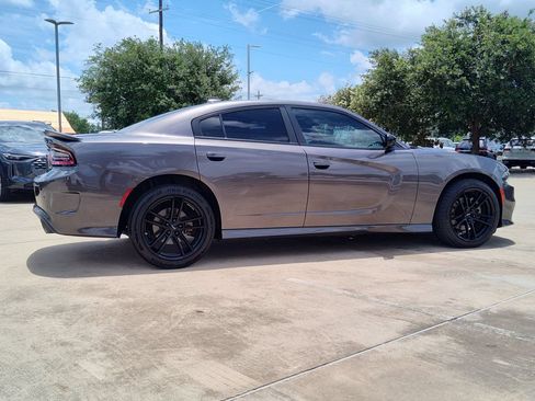 Used 2022 Dodge Charger GT w/ Blacktop Package AWD/4WD image 11
