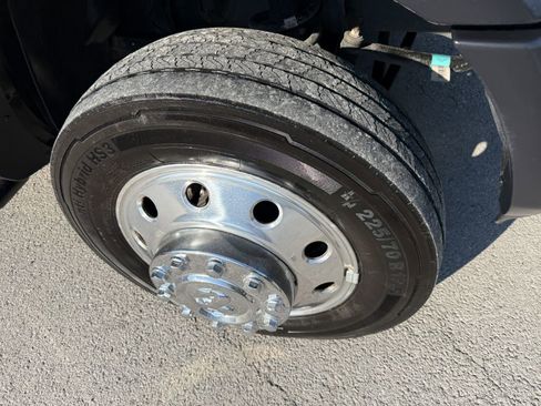 Used 2018 RAM 5500 SLT w/ Quick Order Package 29G SLT image 35