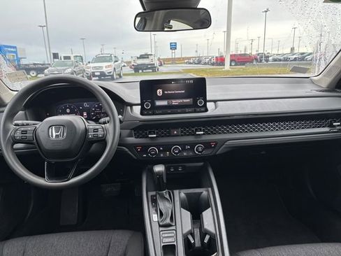 Used 2023 Honda Accord EX image 12