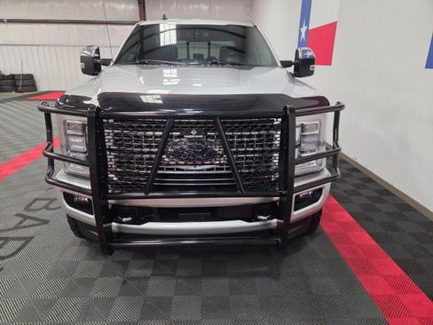 Used 2019 Ford F250 Platinum w/ Platinum Ultimate Package image 17