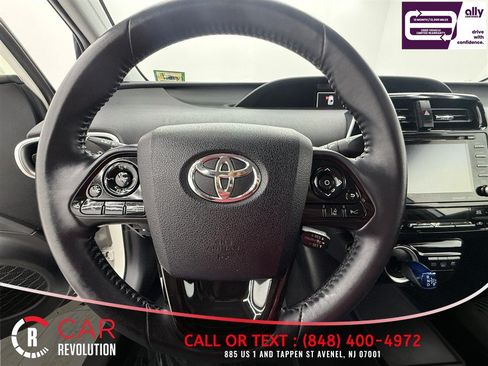 Used 2020 Toyota Prius Prime LE FWD image 13