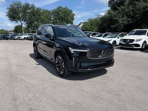 Certified 2026 Volvo XC90 B6 Plus AWD/4WD image 7