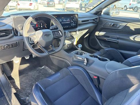 New 2025 Ford Mustang Dark Horse image 12