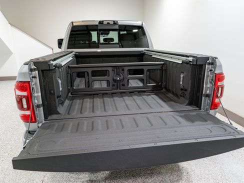 Used 2024 RAM 2500 Limited image 11