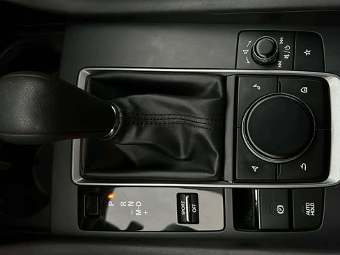 Used 2021 MAZDA MAZDA3 s image 22