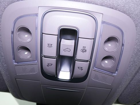 Used 2020 Hyundai Santa Fe Limited w/ Cargo Package image 46