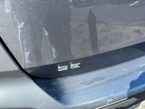 Used 2024 Volkswagen Taos SE image 22