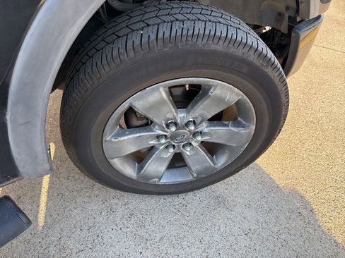 Used 2011 Ford F150 FX4 w/ FX Luxury Pkg image 14