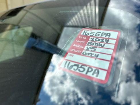 Certified 2024 BMW X5 xDrive40i w/ M Sport Package image 18