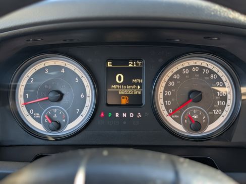 Used 2017 RAM 1500 Express w/ Black Ram 1500 Express Group image 16