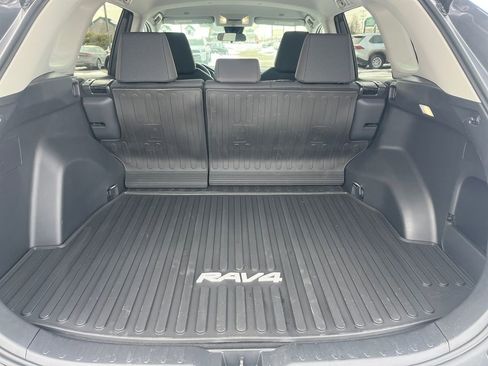 Certified 2025 Toyota RAV4 LE image 25