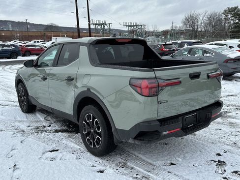 Certified 2024 Hyundai Santa Cruz SE image 6