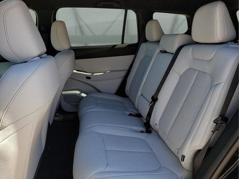 New 2026 Jeep Cherokee Limited image 8