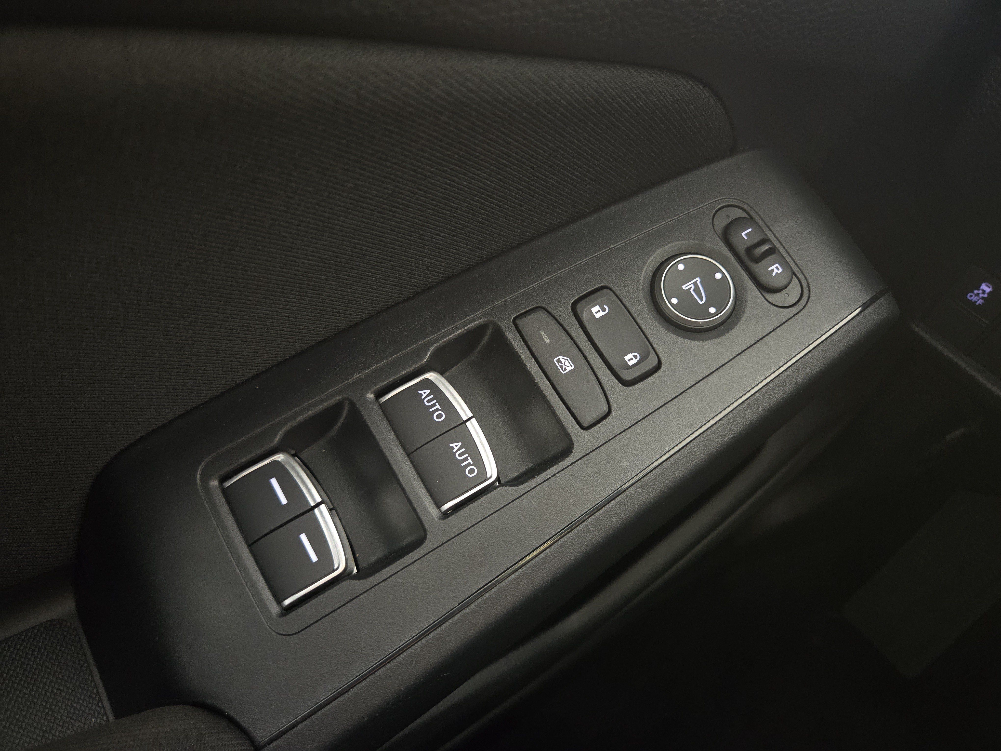 Used 2025 Honda Civic Sport image 27