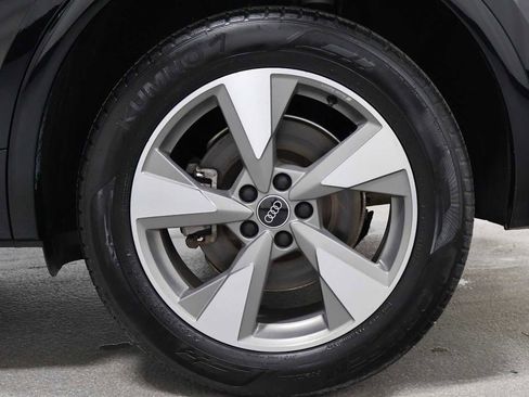Used 2023 Audi Q5 2.0T Premium Plus w/ Premium Plus Package AWD/4WD image 37